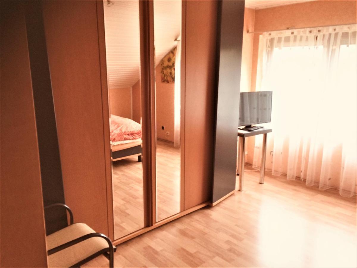 Super XXL Ferienwohnung 73 qm, mit Balkon Cadolzburg Exterior foto