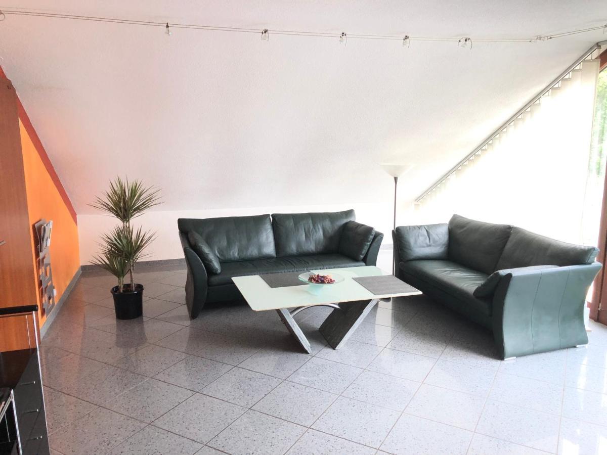Super XXL Ferienwohnung 73 qm, mit Balkon Cadolzburg Exterior foto